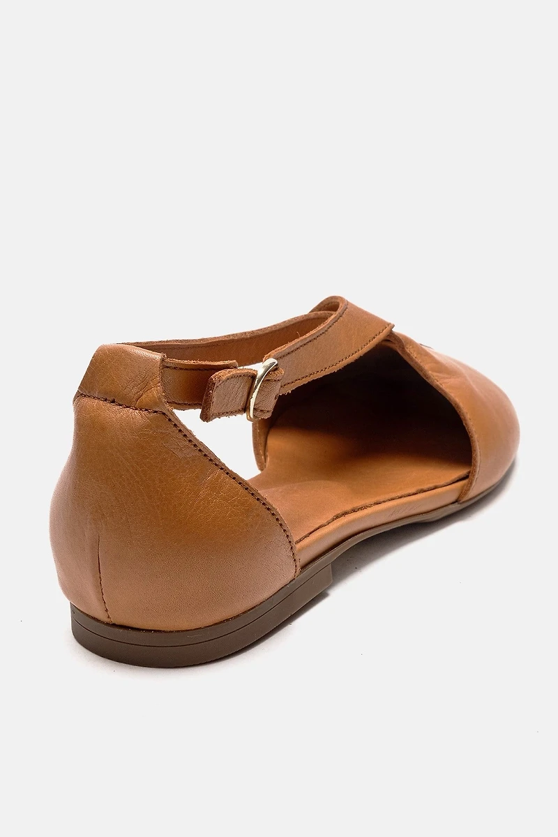 Forever & Always Womens Fable Leather Side Cut Ballet Flats