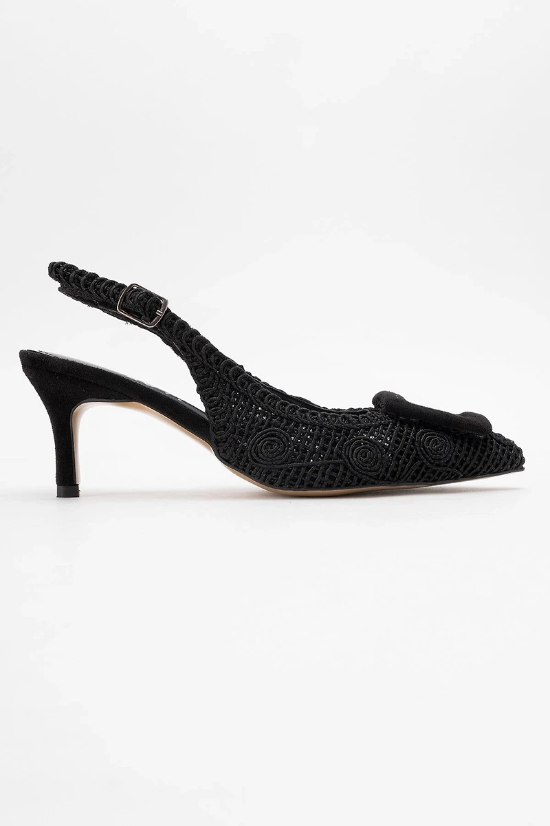 Prologue Shoes Womens Ensley Knitted Buckled Pointed Toe Pump