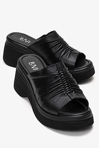 Forever & Always Womens Nellie Leather Platform Sandal