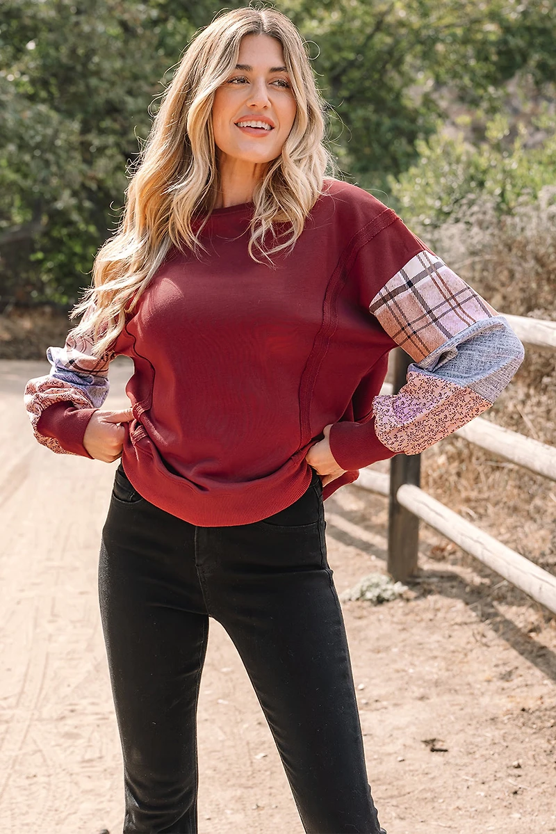 Threaded Pear Women's Hollihanna Sleeve Raw Seam Sweatshirt
