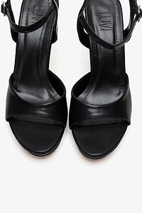 Prologue Shoes Womens Poise Stiletto Sandal