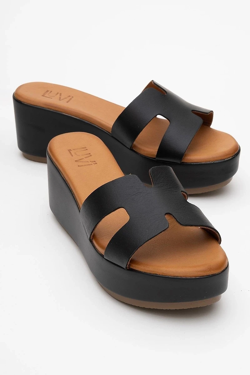 Forever & Always Womens Lia Leather Platform Sandals
