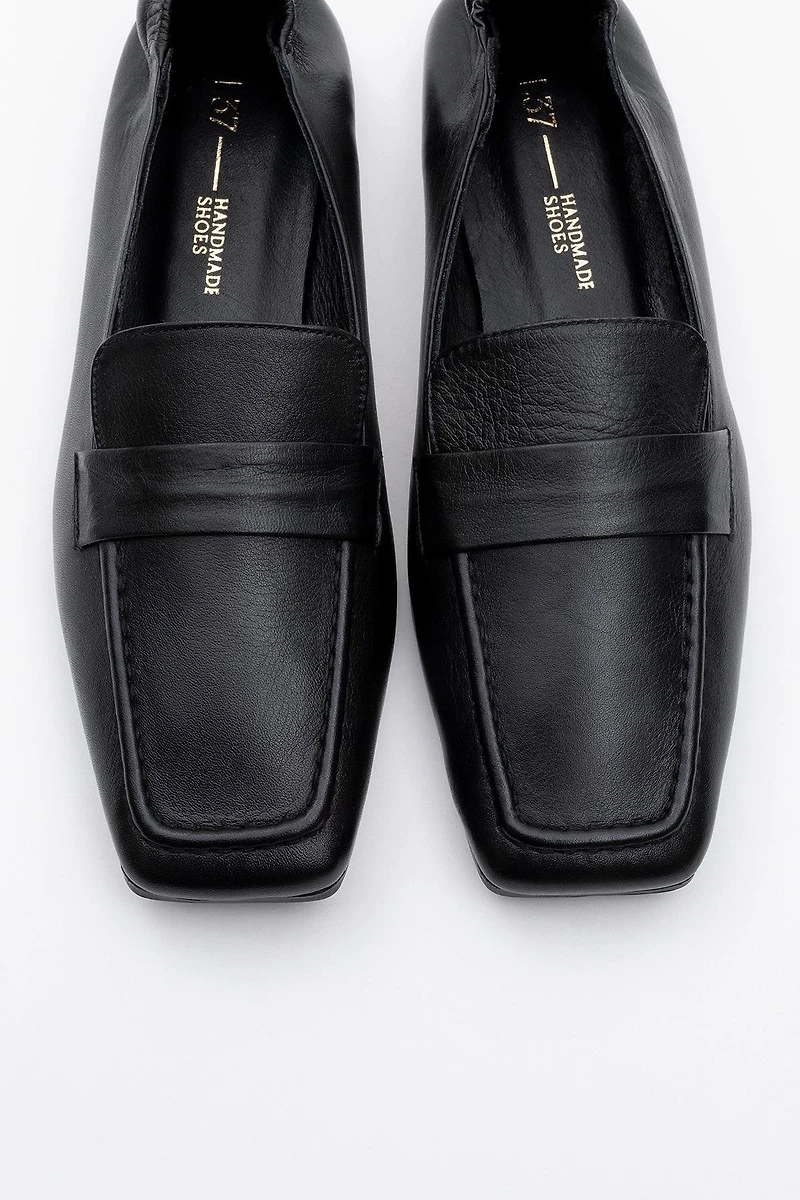 Forever & Always Womens Liepa Leather Loafers