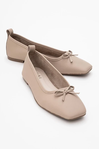Forever & Always Womens Sosa Leather Ballet Flats