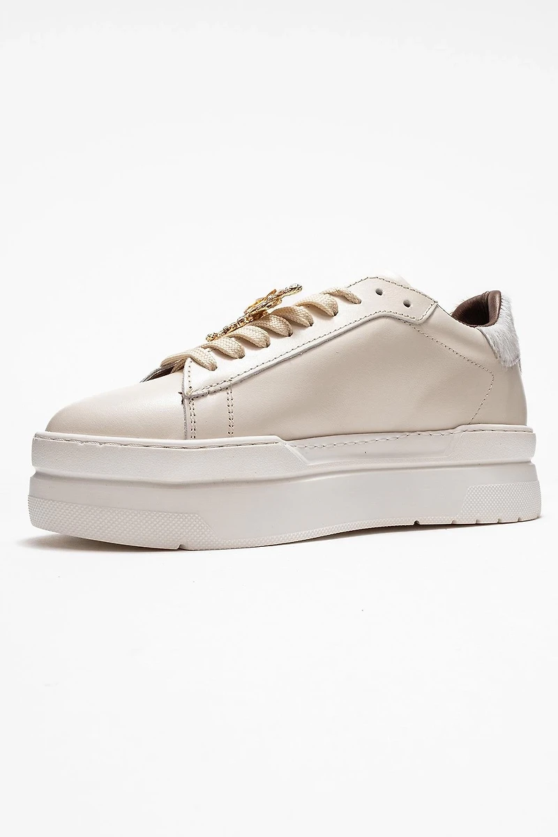 Forever & Always Womens Laren Leather Buckle Sneakers