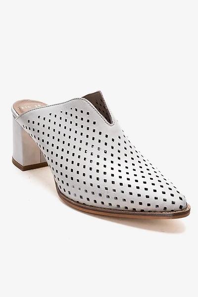 Forever & Always Womens Toen Leather Block Heel Mules
