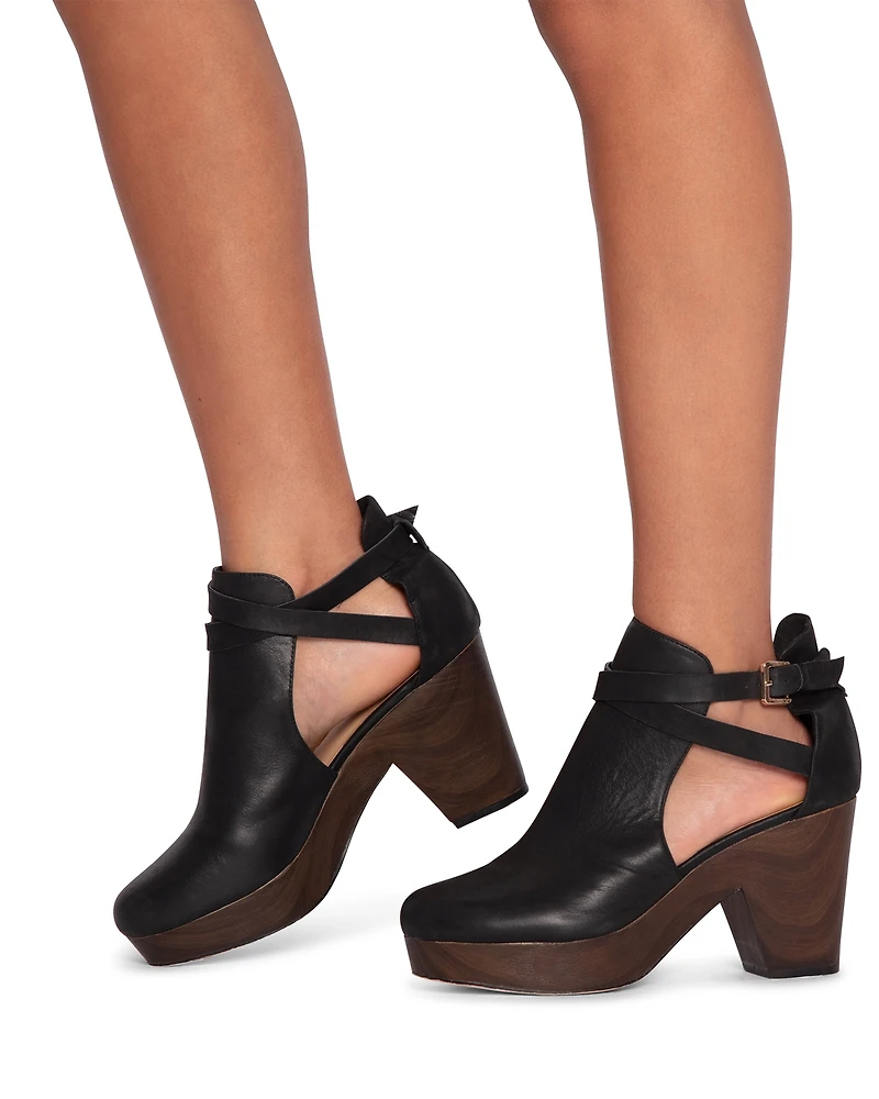 Belle & Bloom Fearless Clog Ankle Boot