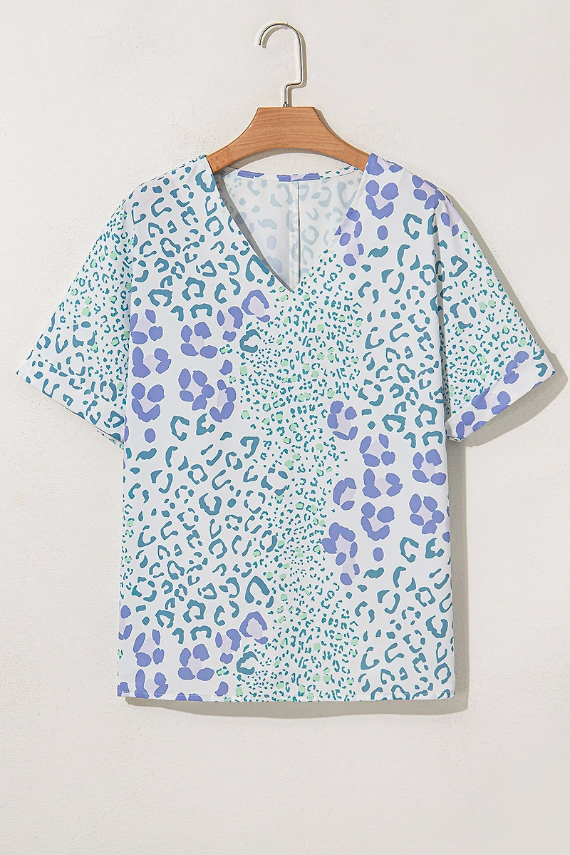 Threaded Pear Women's Marleigh Leopard Print V Neck Short Sleeve Blouse