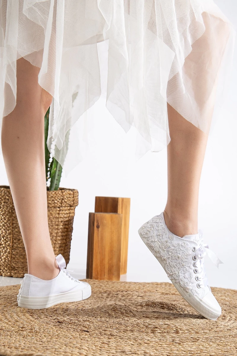 Forever & Always Womens Shelby Lace White Bridal Sneakers