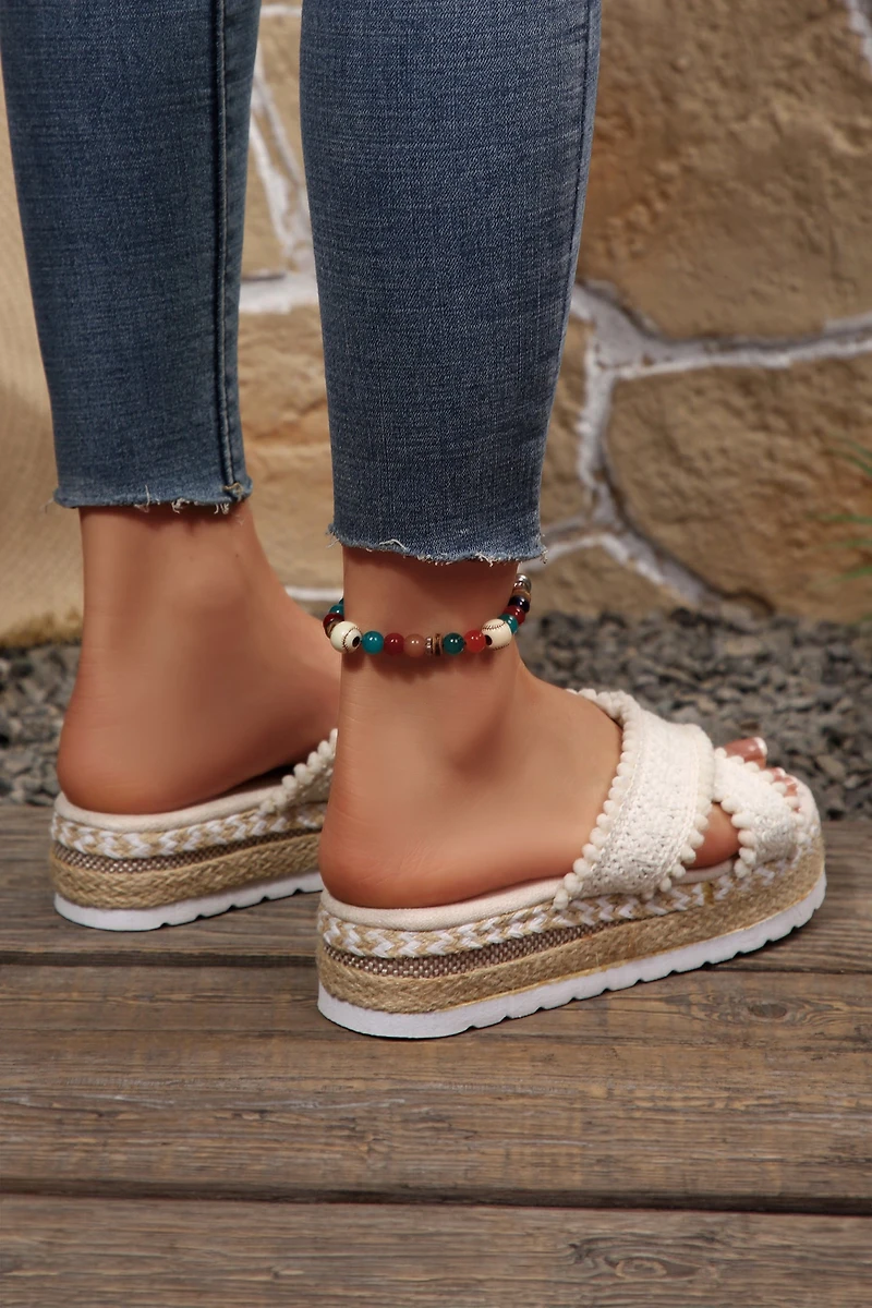 Threaded Pear Women's Lana Knit Platform Slide Slippers