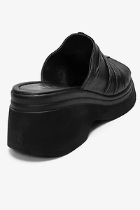 Forever & Always Womens Nellie Leather Platform Sandal