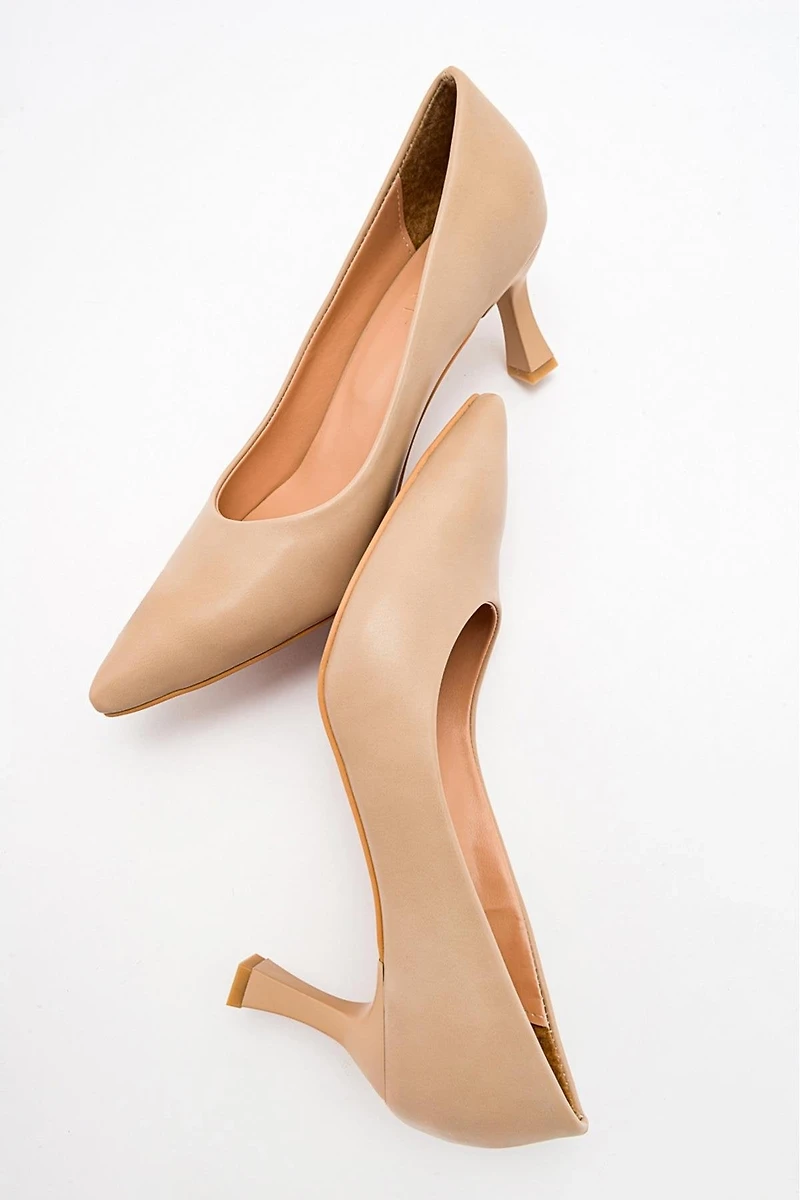 Prologue Shoes Womens Pedra Pointed Toe Pump