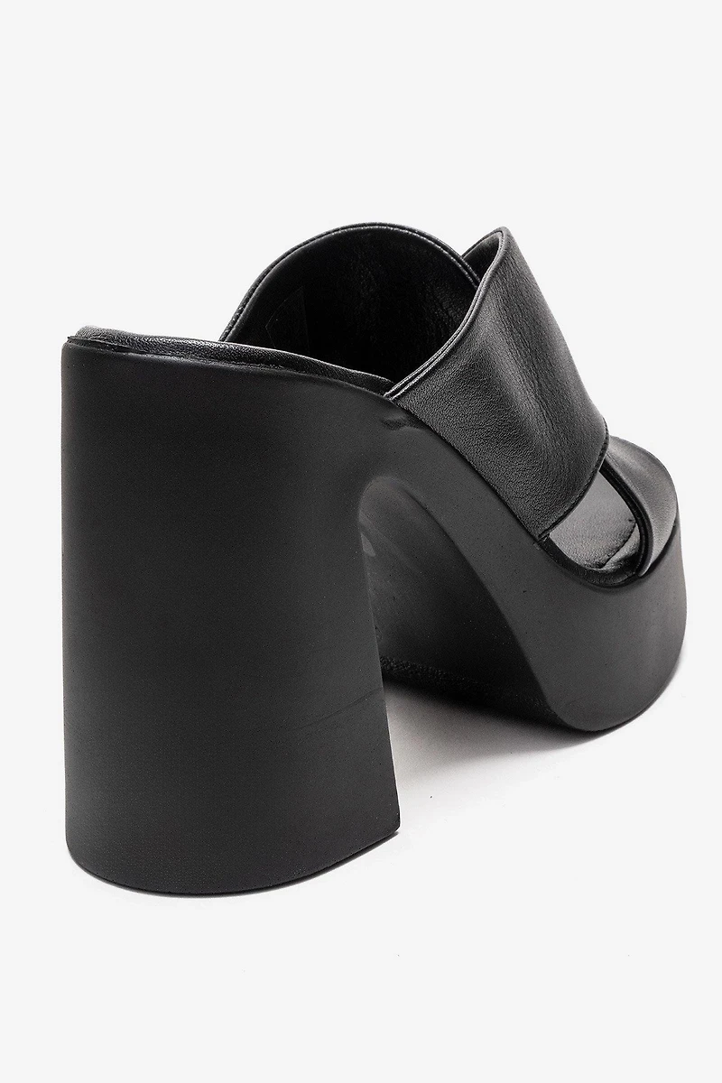 Forever & Always Womens Essenza Leather Platform Block Heel Sandal