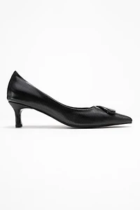 Prologue Shoes Womens Briana Buckle Pointed Toe Pump