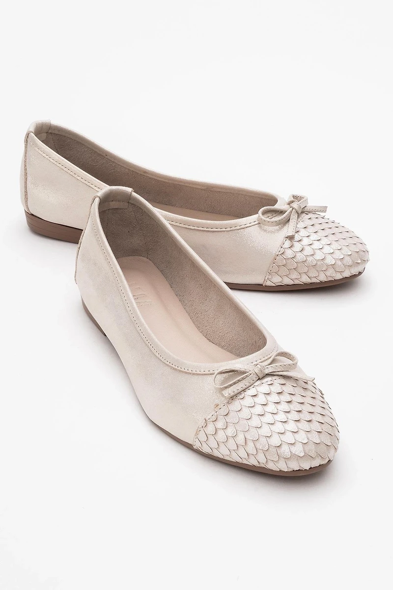 Forever & Always Womens Copos Leather Bow Cap Toe Ballet Flats