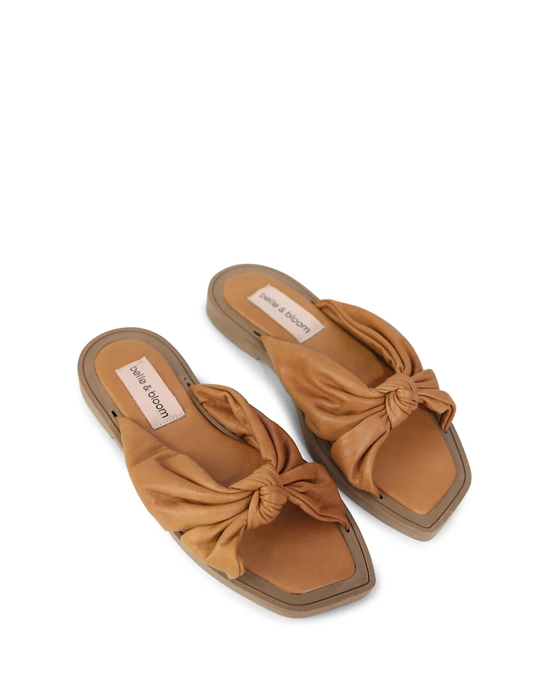 Belle & Bloom Womens You I Knot Detail Slides