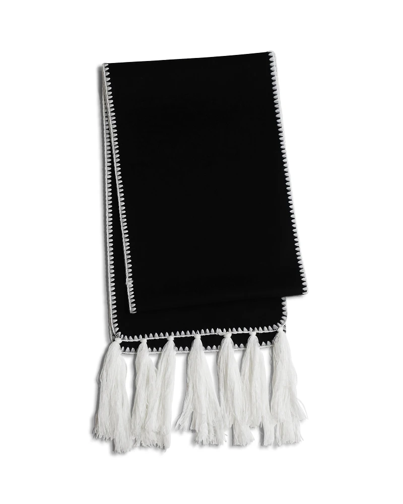Belle & Bloom Womens Mountain Side Scarf