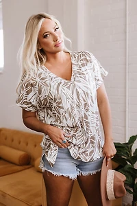 Threaded Pear Women's Karter Floral V Neck Short Sleeve Loose Fit Blouse