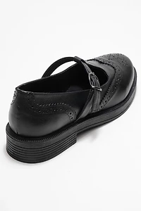 Forever & Always Womens Janney Leather Strap Loafers