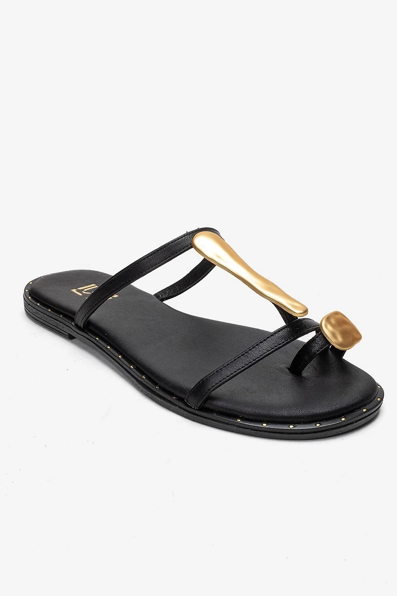 Forever & Always Womens Tessa Leather Thong Sandals