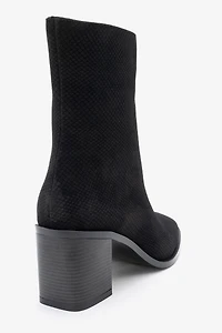 Prologue Shoes Womens Chara Block Heel Ankle Boot