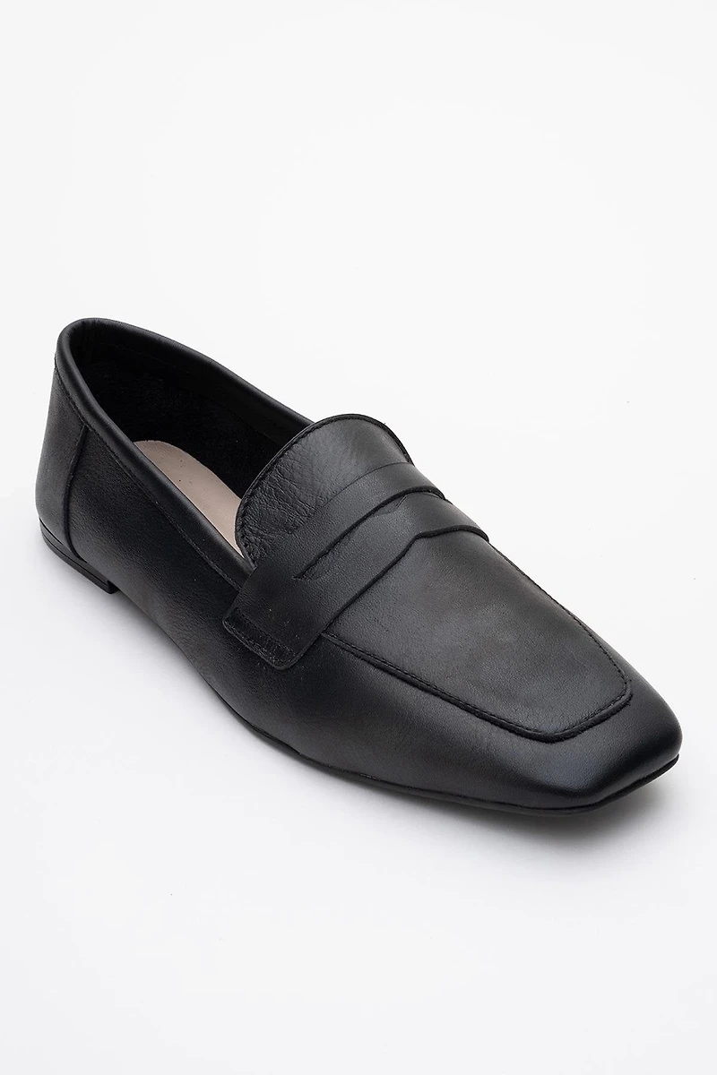 Forever & Always Womens Morne Leather Loafers