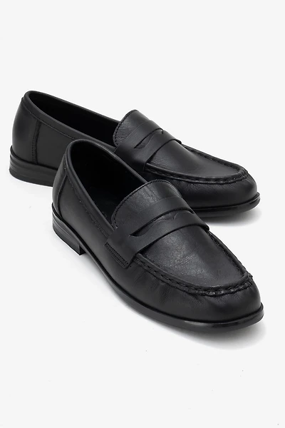 Forever & Always Womens Valia Leather Loafer