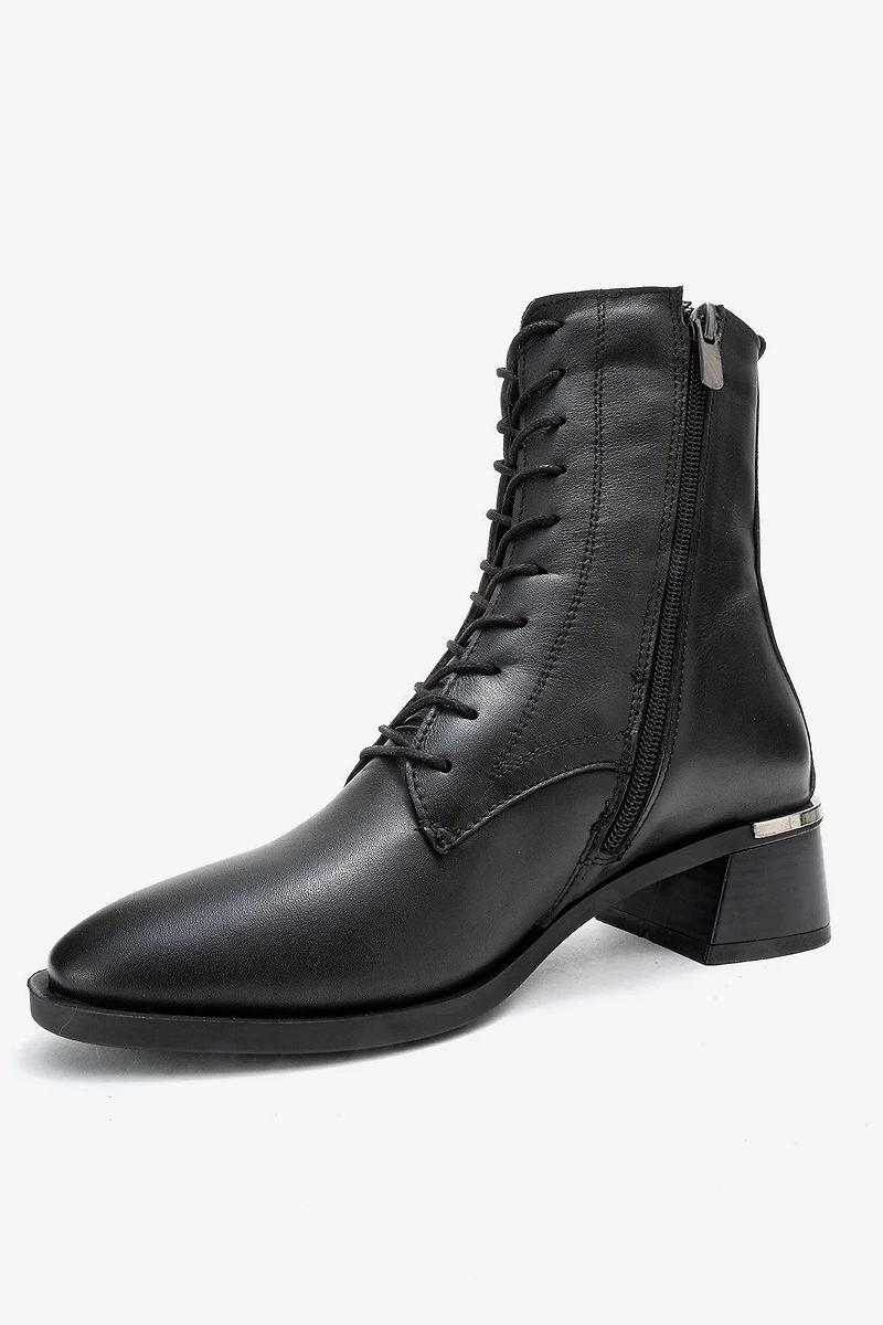 Forever & Always Womens Avia Leather Block Heel Boot