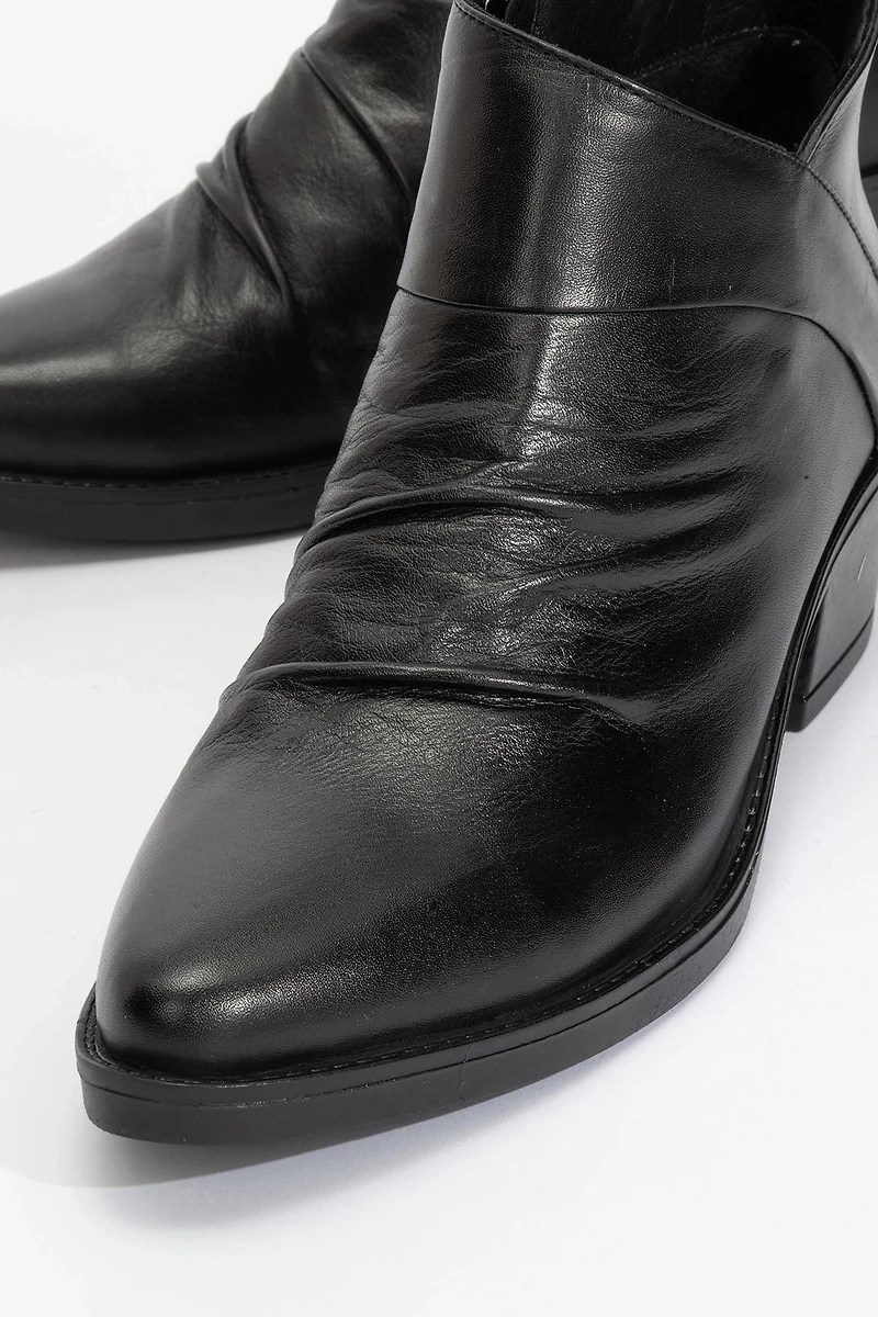 Forever & Always Womens Rule Leather Chunky Boots