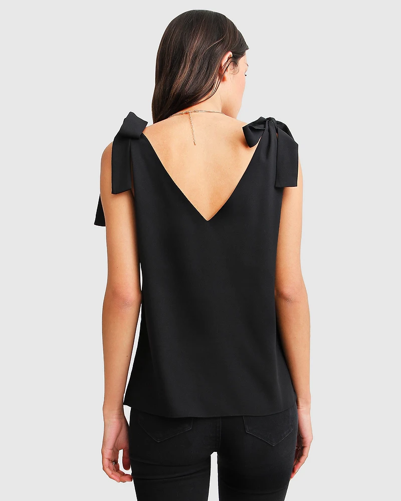 Belle & Bloom Womens Feel For You V-Neck Top