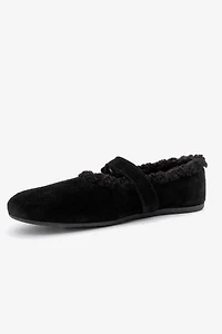 Forever & Always Womens Guin Leather Strap Flat