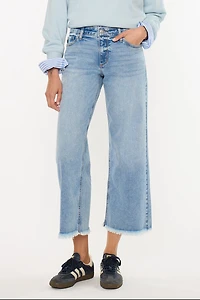 KanCan Women's Essentials Mid Rise Crop Wide Jeans Mal