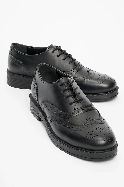 Forever & Always Womens Avra Leather Oxford