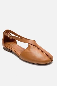 Forever & Always Womens Fable Leather Side Cut Ballet Flats