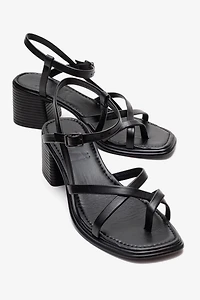 Forever & Always Womens Lavish Leather Block Heel Sandal