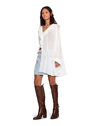 Belle & Bloom Womens Send Love To You Shirt