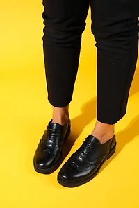 Forever & Always Womens Avra Leather Oxford
