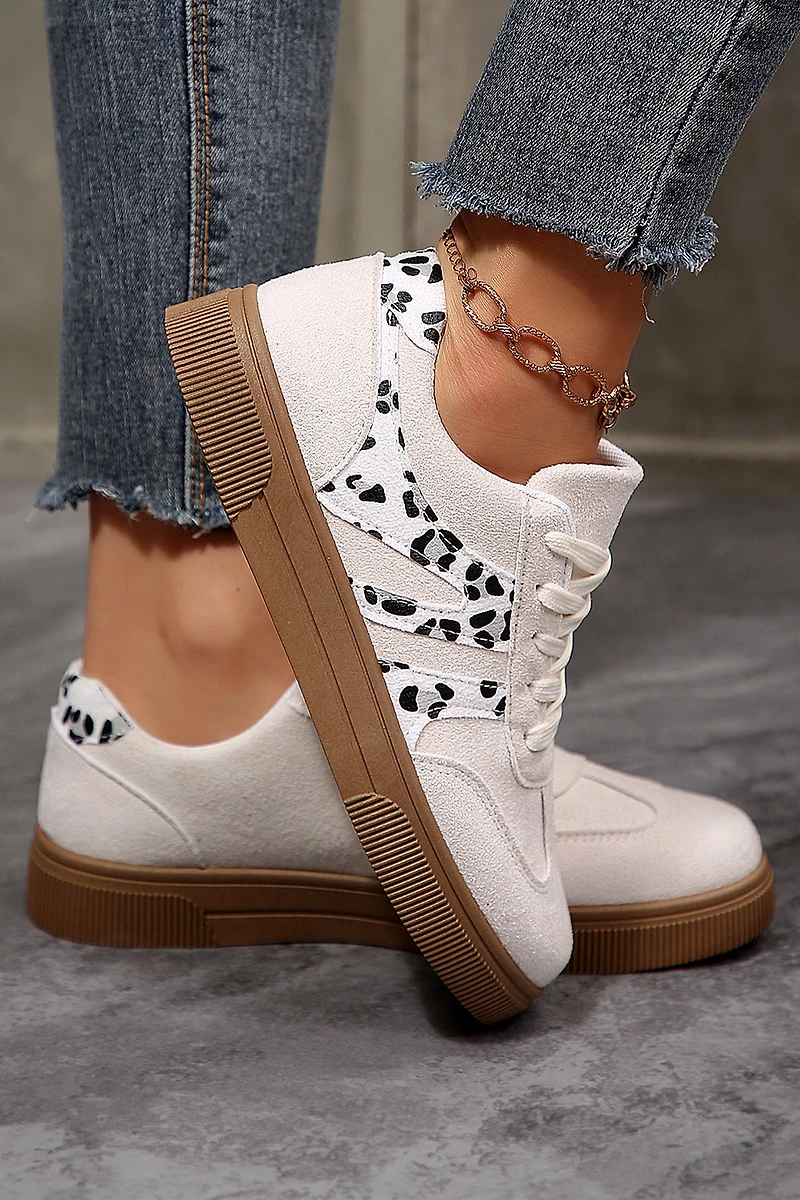 Threaded Pear Women's Samantha Lace Up Casual Shoes