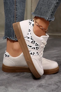 Threaded Pear Women's Samantha Lace Up Casual Shoes