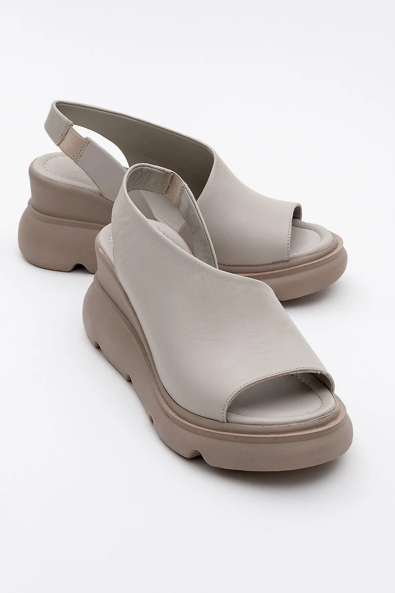 Forever & Always Womens Agusto Leather Platform Sandal