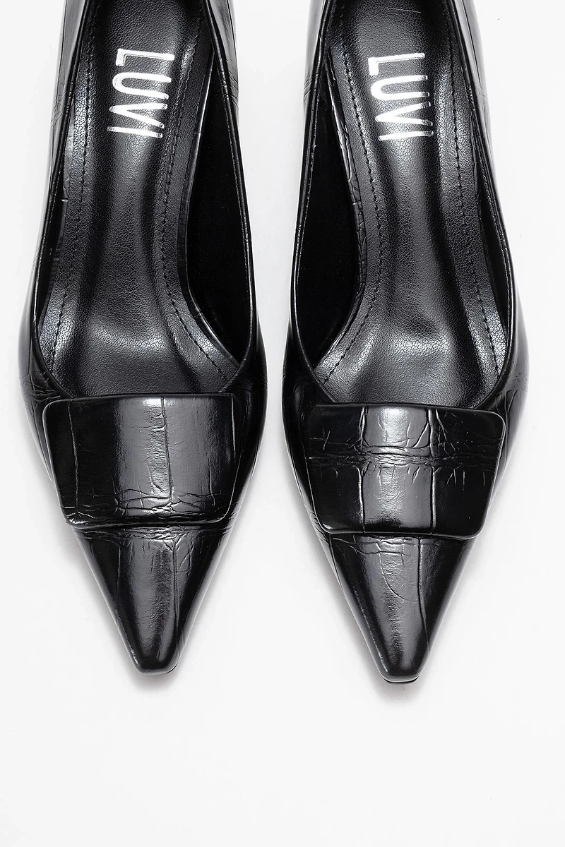 Prologue Shoes Womens Marcia Buckle Pointed Toe Pump