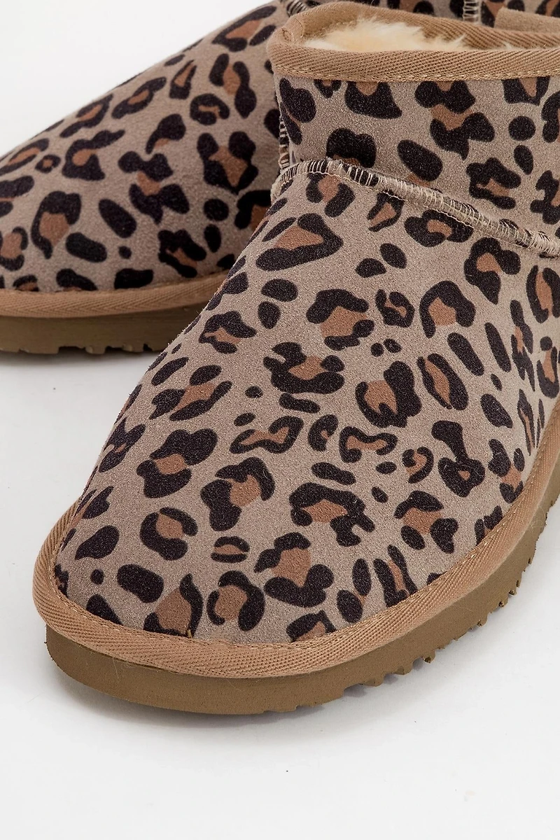 Forever & Always Womens Zaz Leather Boot