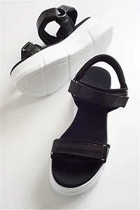 Prologue Shoes Womens Yrmengardis Strappy Sandal