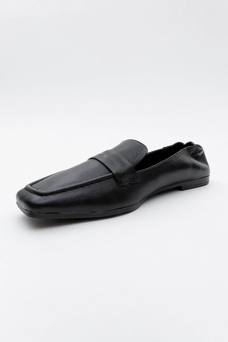 Forever & Always Womens Liepa Leather Loafers