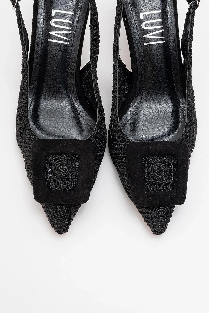 Prologue Shoes Womens Ensley Knitted Buckled Pointed Toe Pump