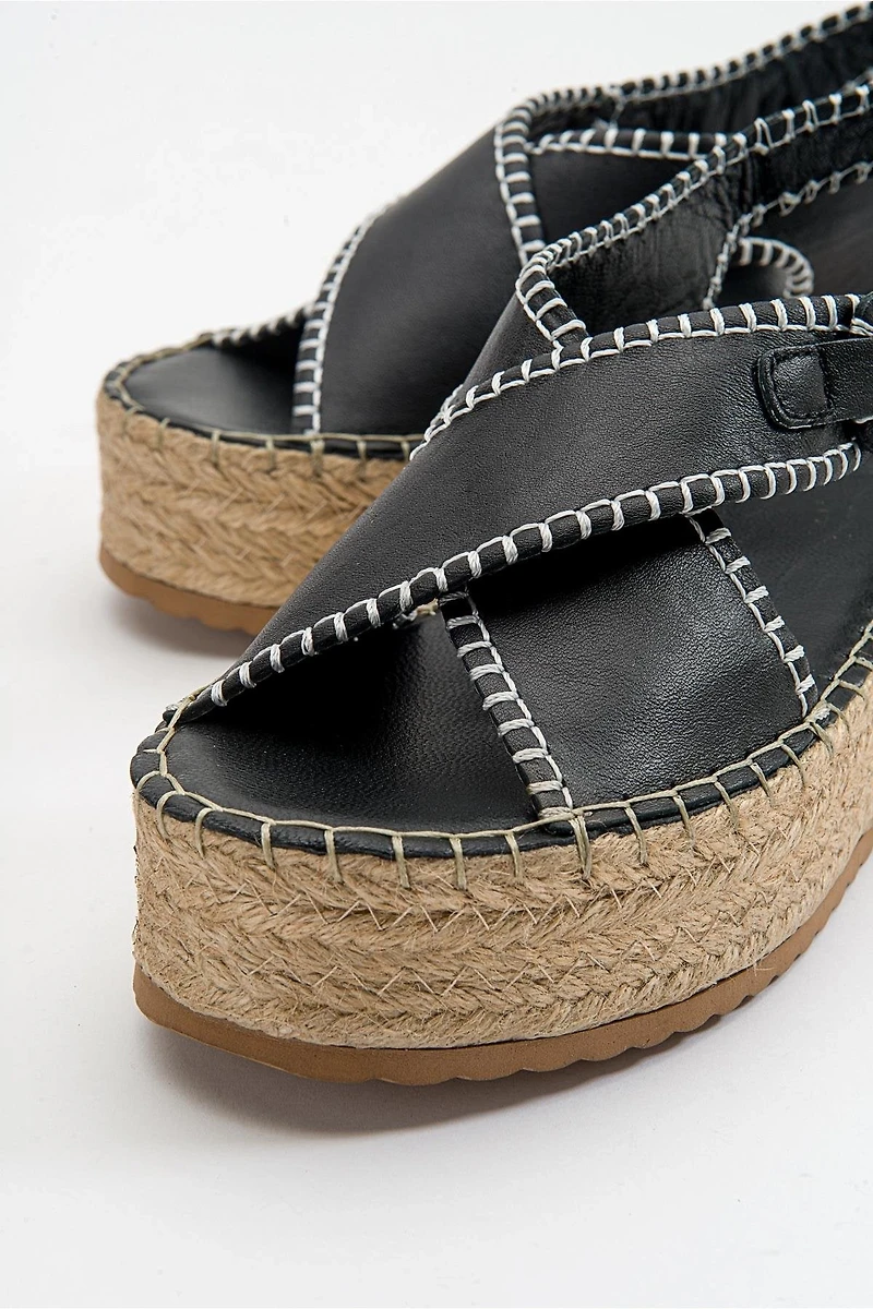 Forever & Always Womens Bellezza Leather Platform Sandals