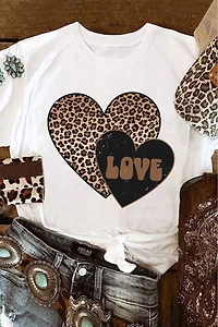 Threaded Pear Women's Adriana Printed Valentines Graphic Tee