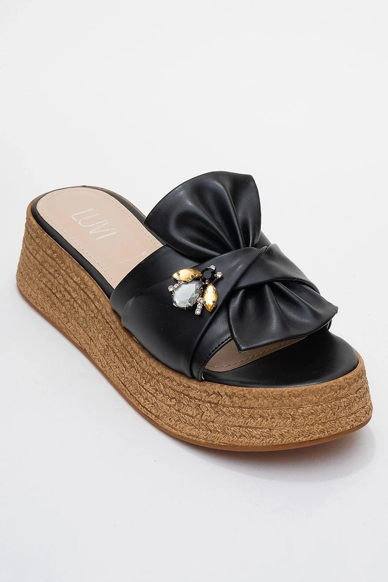 Prologue Shoes Womens Shara Braided Bow & Bee Buckle Platform Sandal