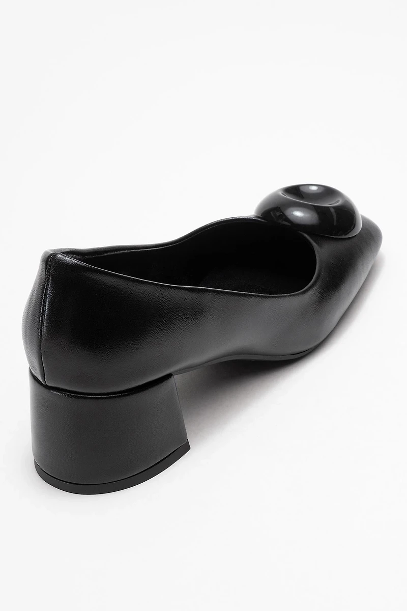 Prologue Shoes Womens Mila Buckle Square Toe Block Heel Pump