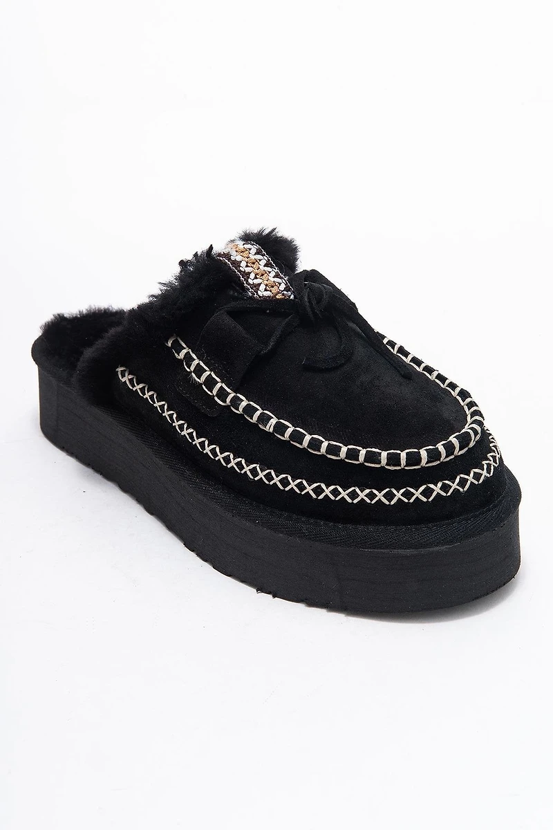 Forever & Always Womens Yalina Leather Platform Moccasin Slippers